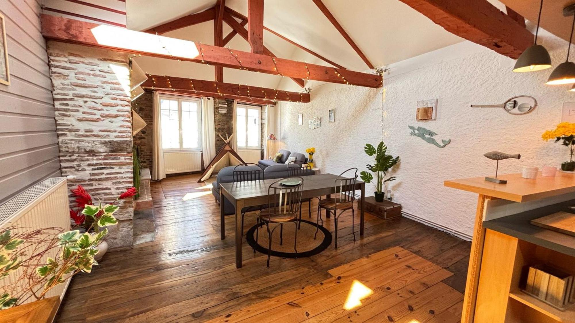 Appartement Cosy Eglantine 2 Ch- Centre & Tres Spacieux *